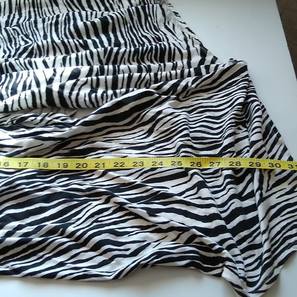 Colour works open front cardigan zebra pattern. Size L - Picture 7 of 7